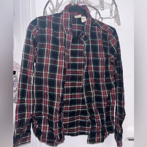 LL Bean 100% Cotton Black and Red Tartan Plaid Flannel Button Up